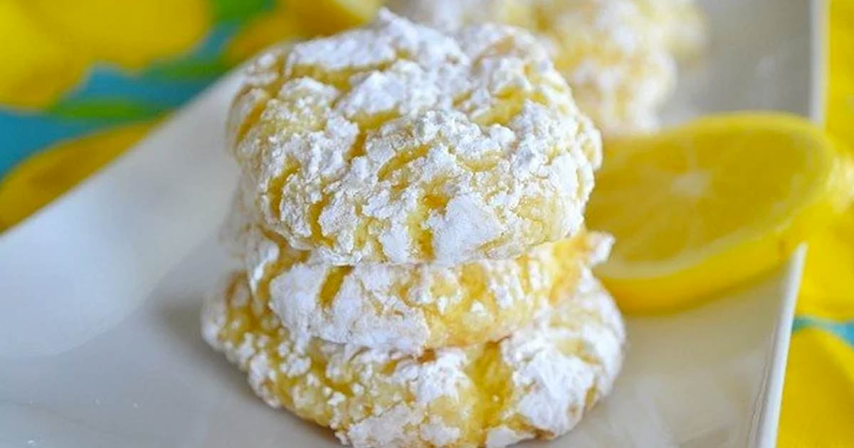 4- ingredient Lemon Crinkle Cookies