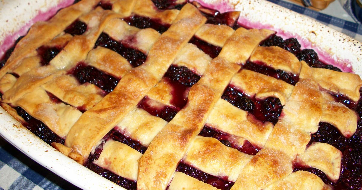 Old School Blackberry Cobbler