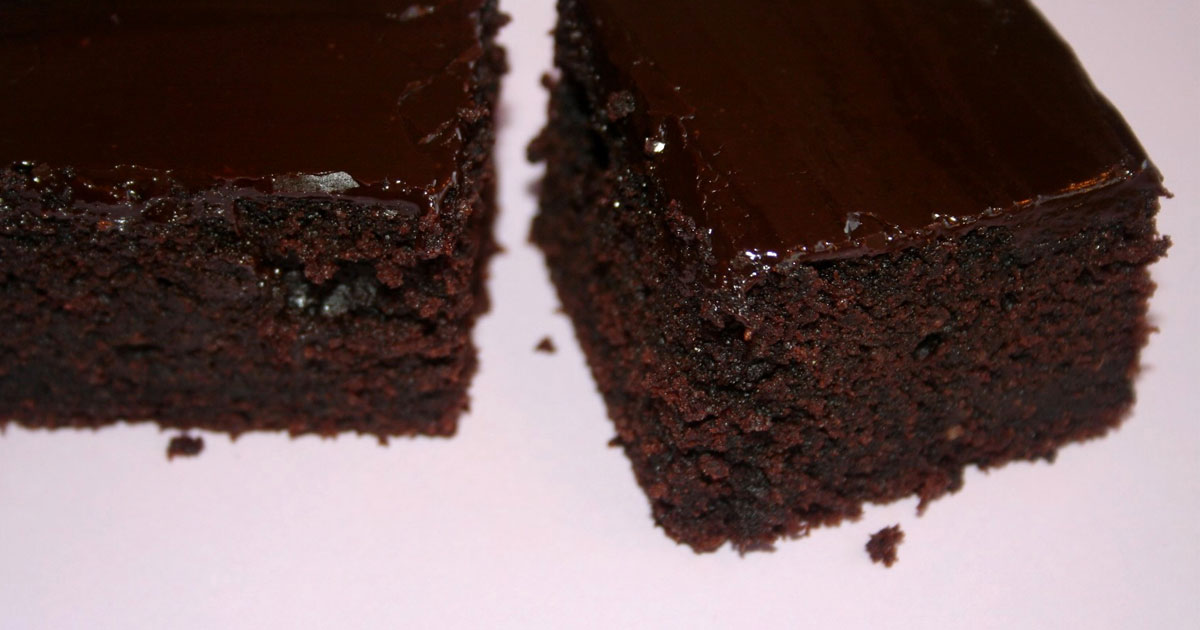 Halloween Recipes: Black Magic Cake